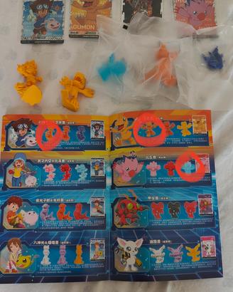Lotto 4 pupazzetti Digimon con carta