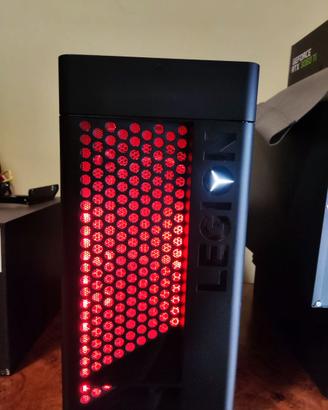Pc gaming e studio Lenovo 