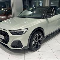 A1 allstreet 30 1.0 tfsi Identity Contrast 116cv s