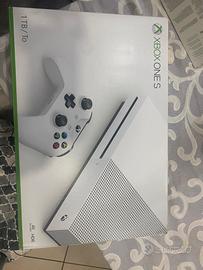 Xbox One S 1TB 