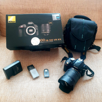 Nikon D3300 con obiettivo 18-105
