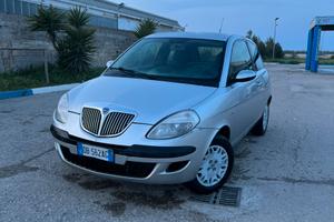 Lancia Ypsilon 1.3 Multi-Jet Argento