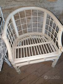 poltroncina in vimini