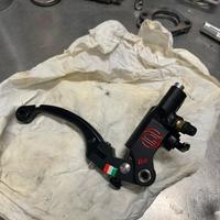 Pompa discacciati 13