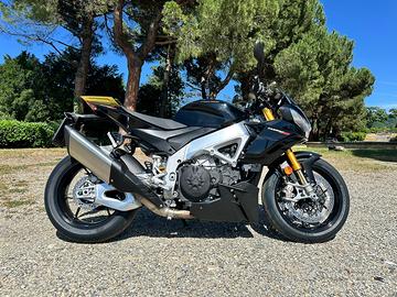 Aprilia Tuono V4 1100 Factory