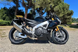 Aprilia Tuono V4 1100 Factory