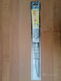 Spazzola tergicristallo BOSCH 450 UC