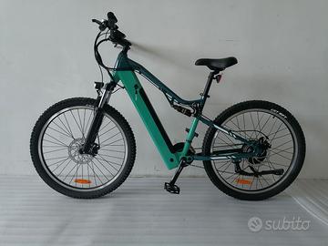 Bicicletta elettrica E-bike city mtb