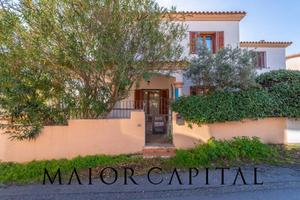 Posada | Villino caposchiera su due livelli e con