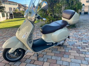 Vespa 200 L GT