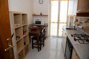 Appartamento con due camere e posto auto