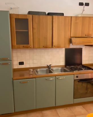 Struttura Cucina in buone condizioni