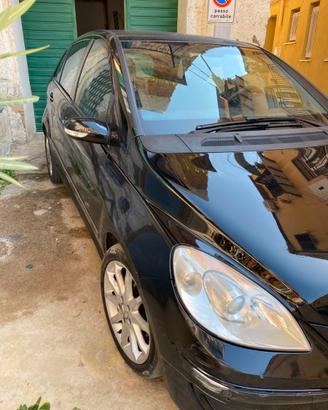 Ricambi mercedes classe b w 245