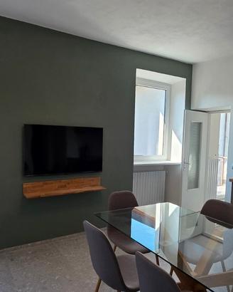 Appartamento Ristrutturato a Nuovo con 2 Camere
