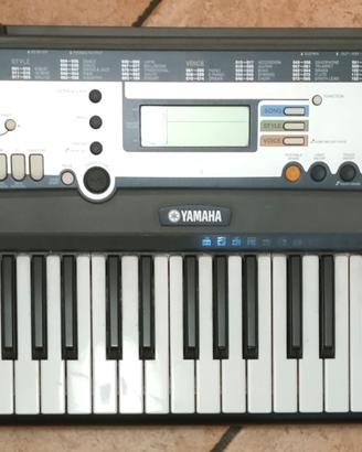 Tastiera Yamaha EZ-200
