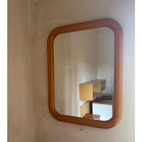 Specchio con cornice in legno