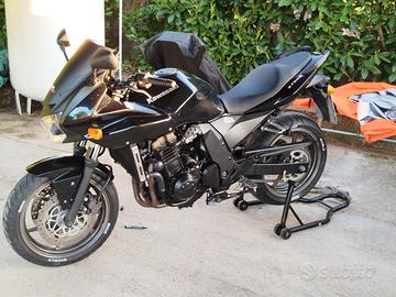Kawasaki z750s
