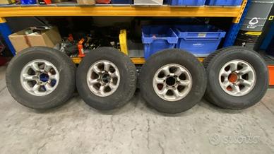 CERCHI PAJERO V20 DA 15 X 6 POLLICI 1997