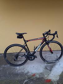 Bici bmc in carbonio