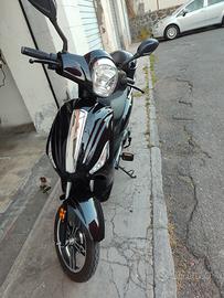 Scooter elettrico z tech