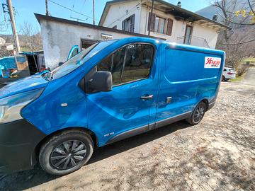 Renault trafic 