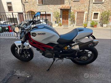 Ducati Monster 796 anno 2011