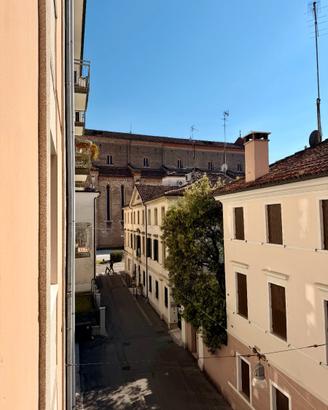 Via delle Absidi completamente ristrutturato