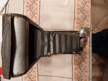 macchina fotografica d'epoca 