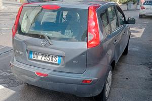 auto Nissan Note 