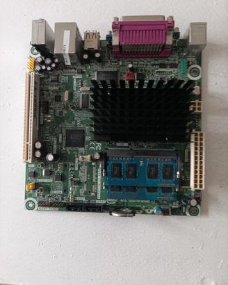 intel d425kt atom 1.8 GHz fanless 