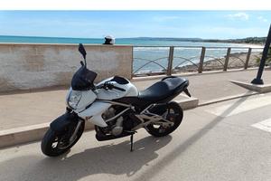 Kawasaki ER6 depotenziata 