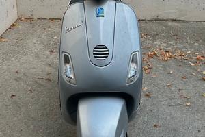 Piaggio  Vespa LX150