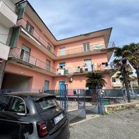 4 LOCALI A AVERSA