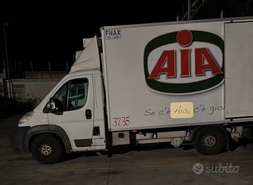 Camion frigo patente B