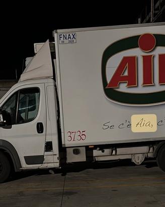 Camion frigo patente B