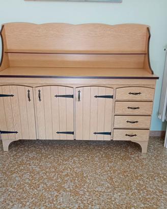 Credenza, angoliera, tavolo