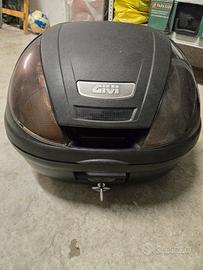 Bauletto top case Givi monokey Bmw