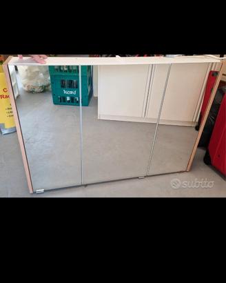 Mobile a specchio per bagno