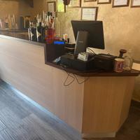 Banco Bar Neutro con Lavello Incluso
