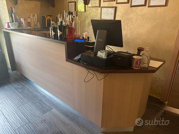 Banco Bar Neutro con Lavello Incluso