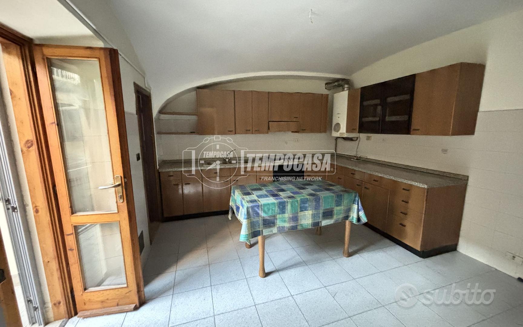 Apartment in Altavilla Monferrato - Vista 3