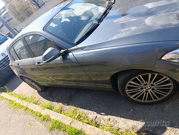 BMW 116d allestimento Urban full optional