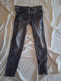A 1€ Pantaloni effetto jeans donna