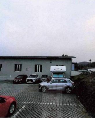 Immobile in asta di 402 m² a Luino