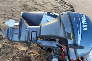 Motore Yamaha 4 tempi + gommone 4 metri