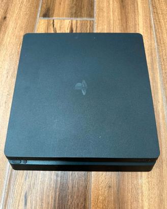 Playstation 4 slim