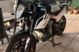 KTM 790 Adventure - Danni estetici lato destro