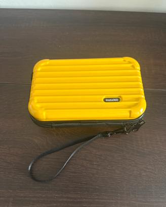 Custodia rigida ufficiale Insta360