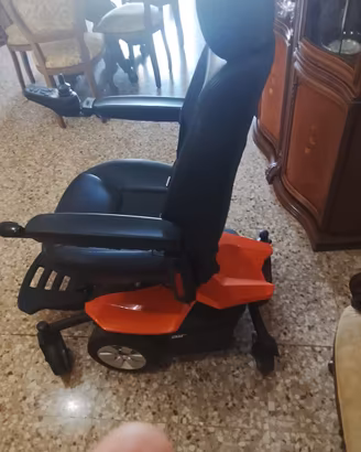 Carrozzina elettronica Pride Jazzy Air 2
