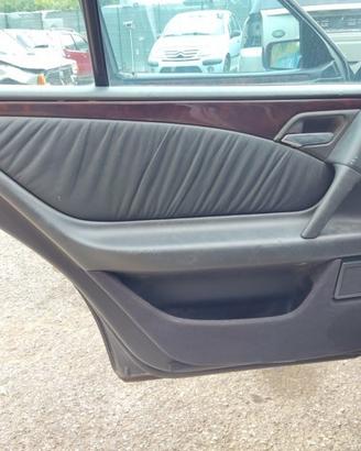 Pannell porta post sx MERCEDES CLASSE E 1997